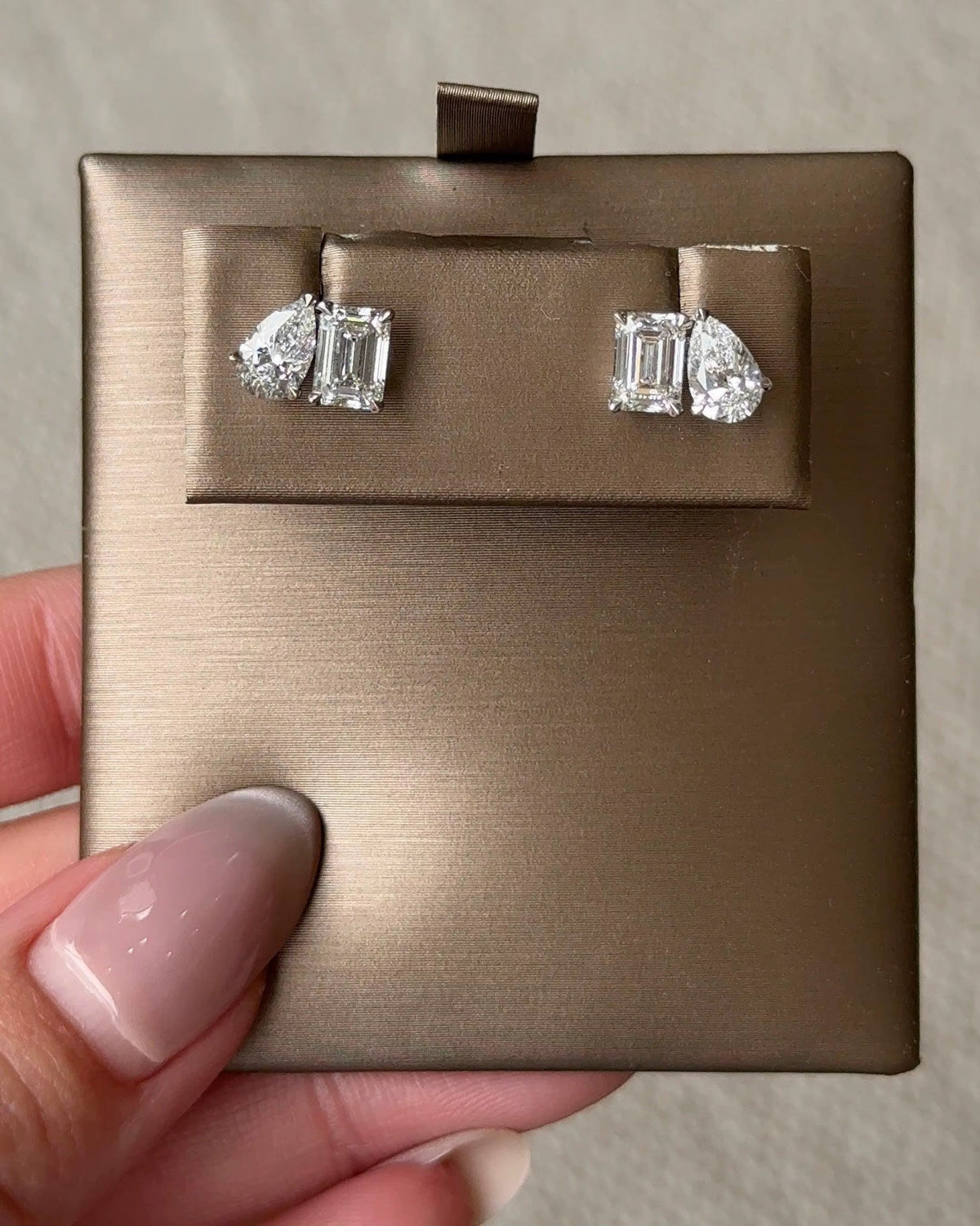 Tulle Toi et Moi Earring Studs