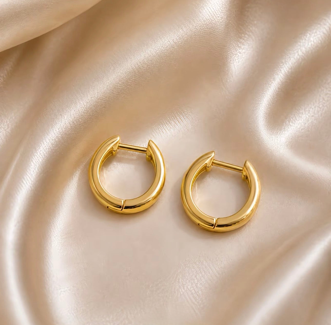 Mila Hoops