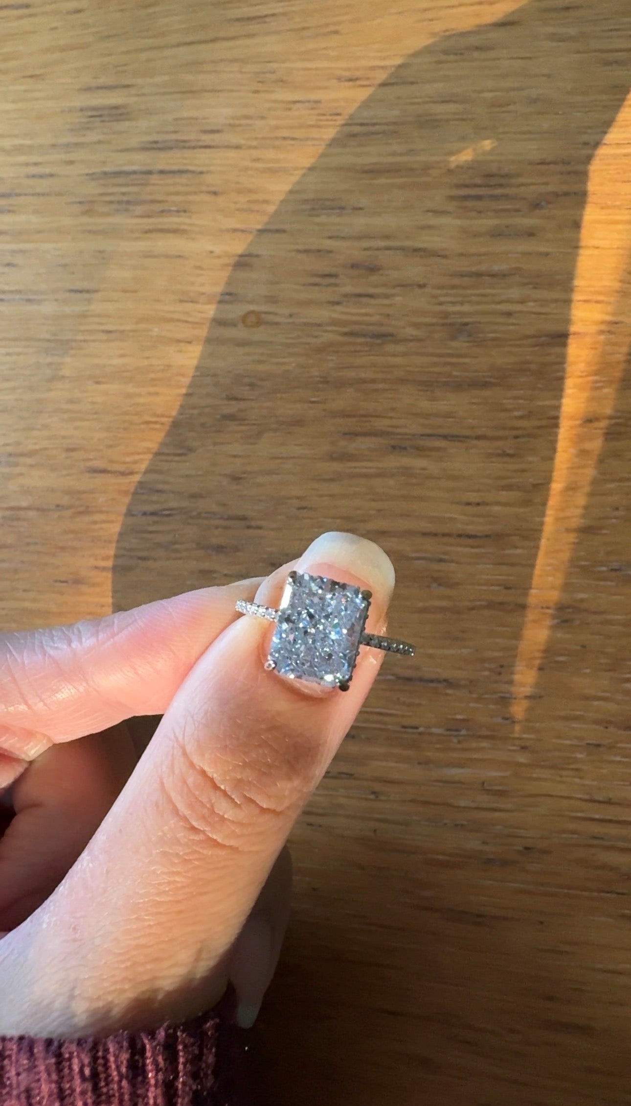 Valencia 4CT Ring