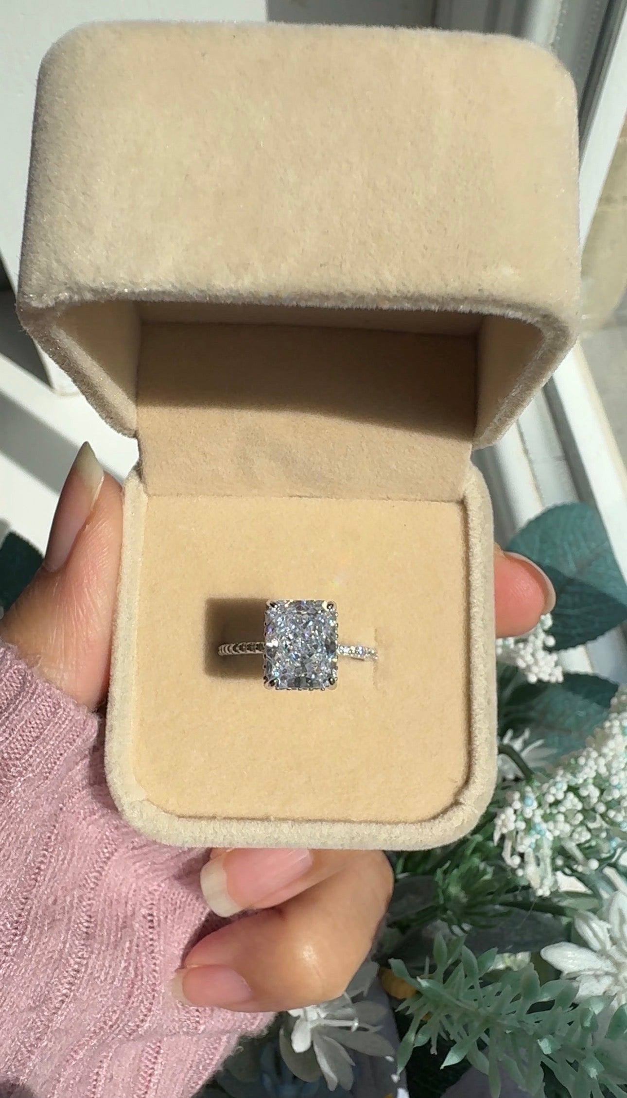 Valencia 4CT Ring