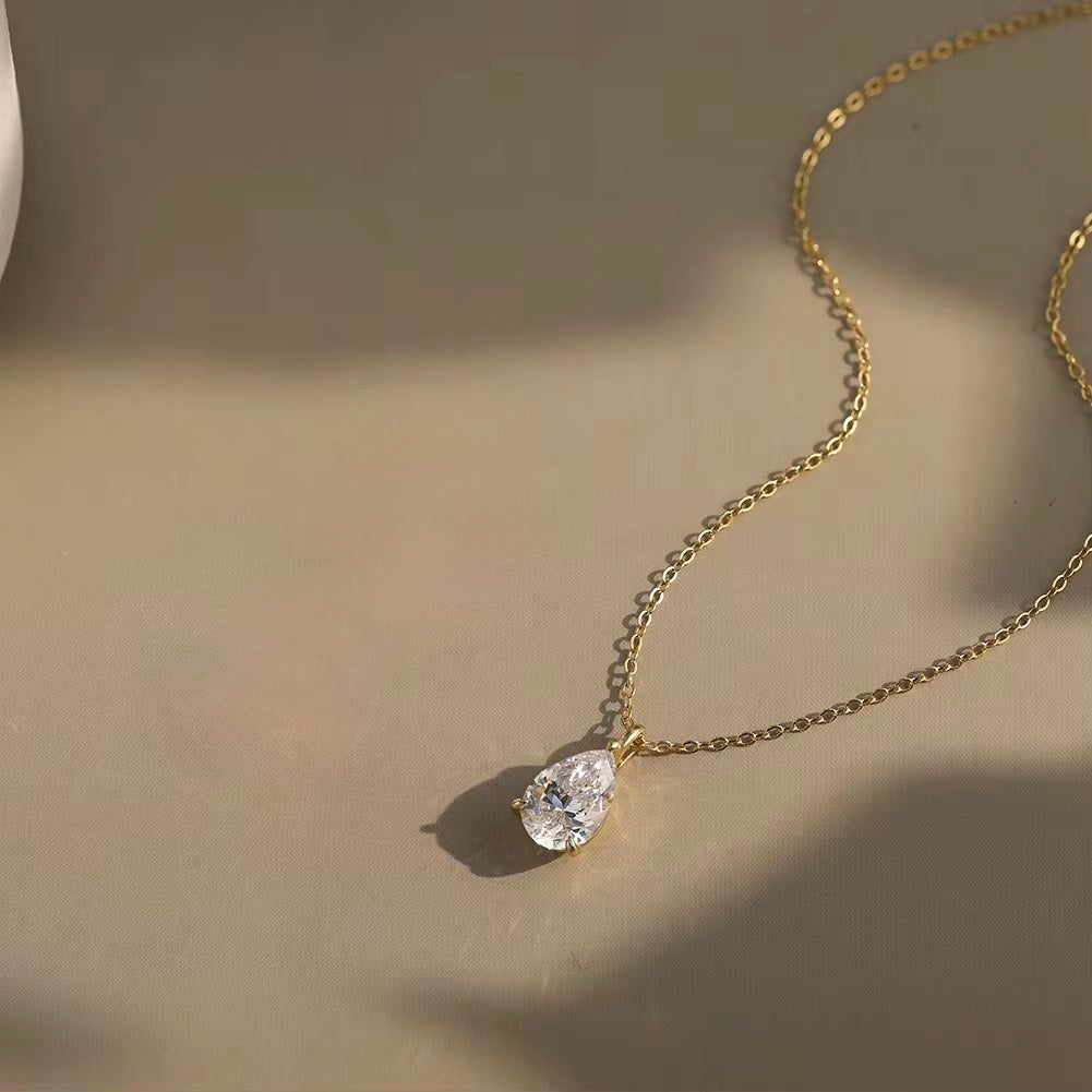 Élise 1CT Moissanite Necklace